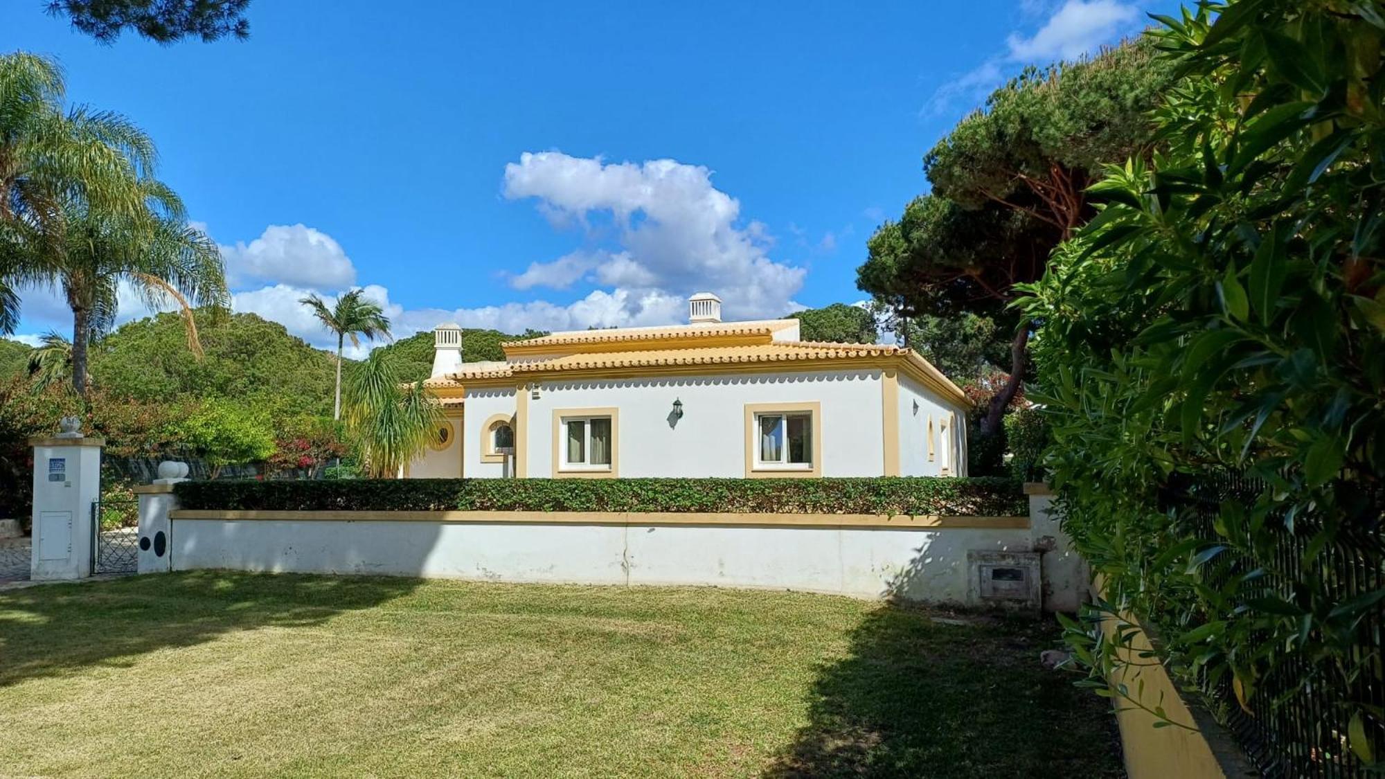 The Pinewood Villa Βιλαμούρα Εξωτερικό φωτογραφία