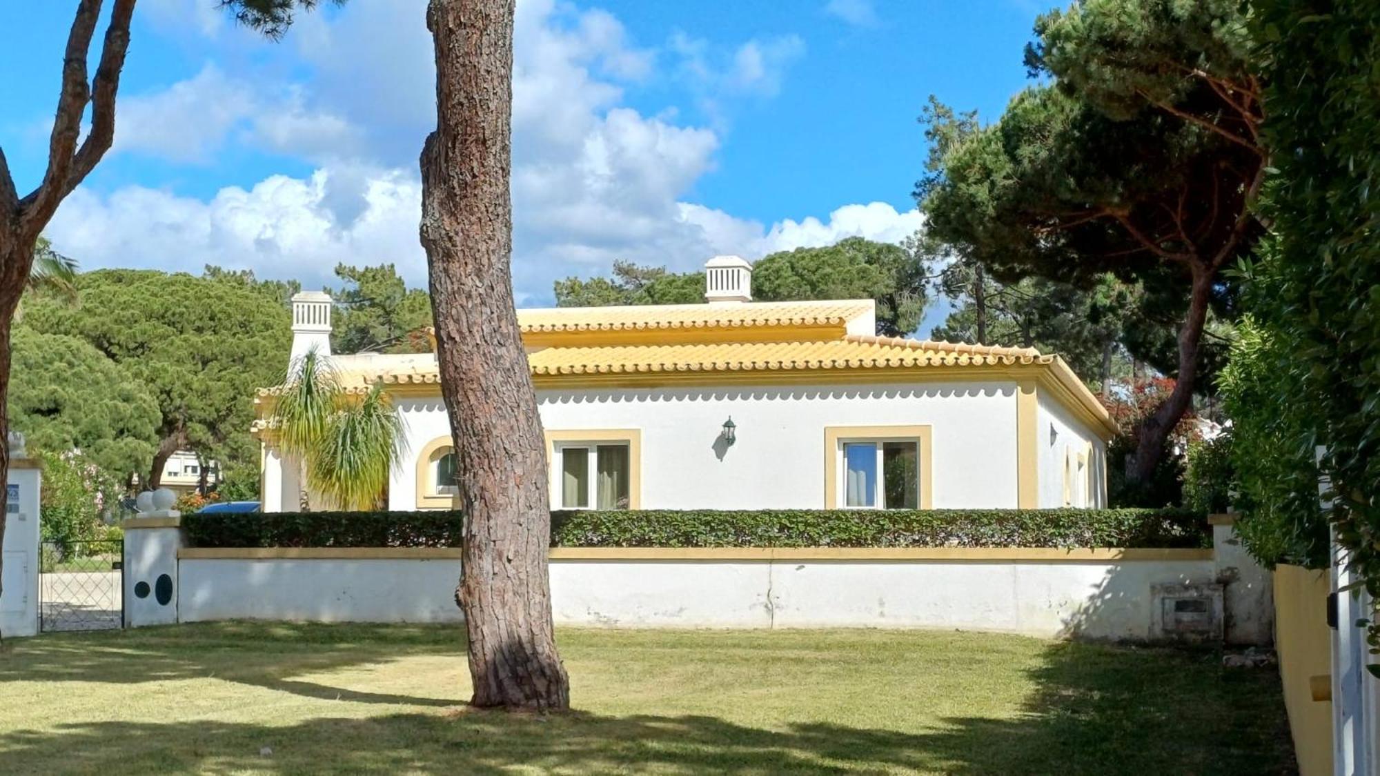 The Pinewood Villa Βιλαμούρα Εξωτερικό φωτογραφία