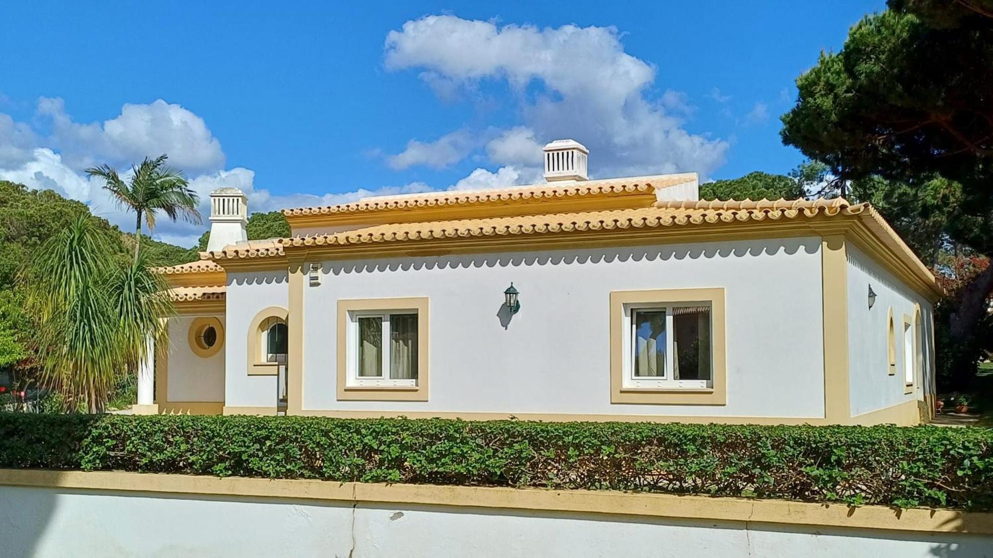 The Pinewood Villa Βιλαμούρα Εξωτερικό φωτογραφία